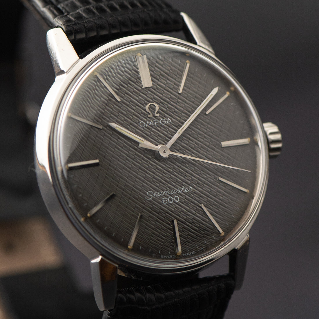 1968 OMEGA SEAMASTER 600 GREY LINEN CAL. 601 REF. 135.011