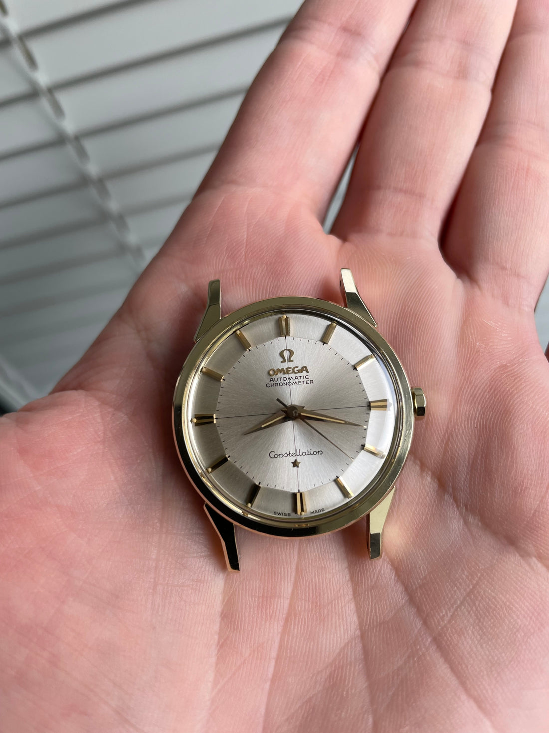 1963 OMEGA CONSTELLATION PIE PAN CROSSHAIR SUNBURST DOG-LEG CAL. 551 REF. 14900 61 SC