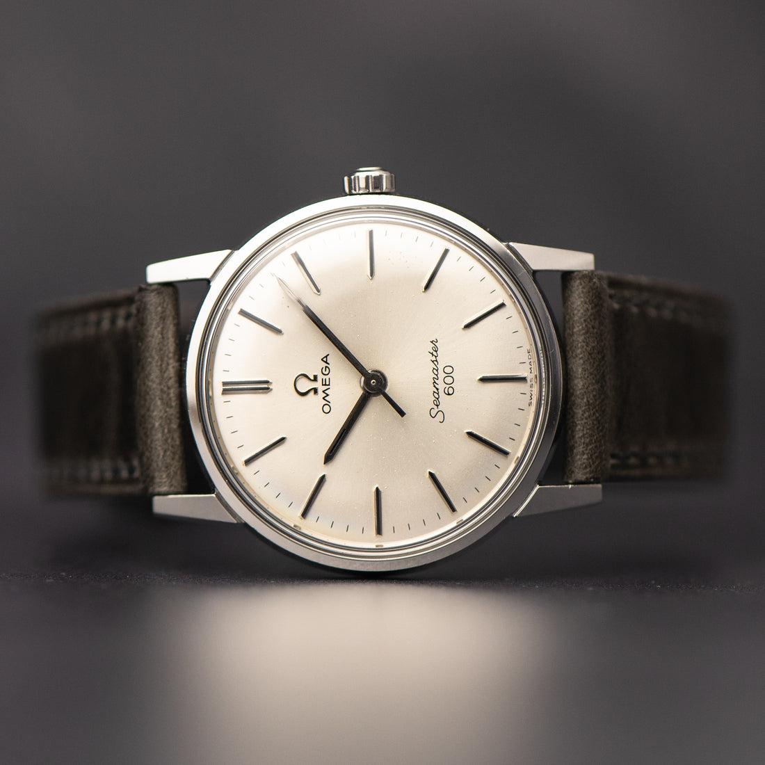 1966 MIDSIZE OMEGA SEAMASTER 600 SUNBURST CAL. 601 REF. 135.012