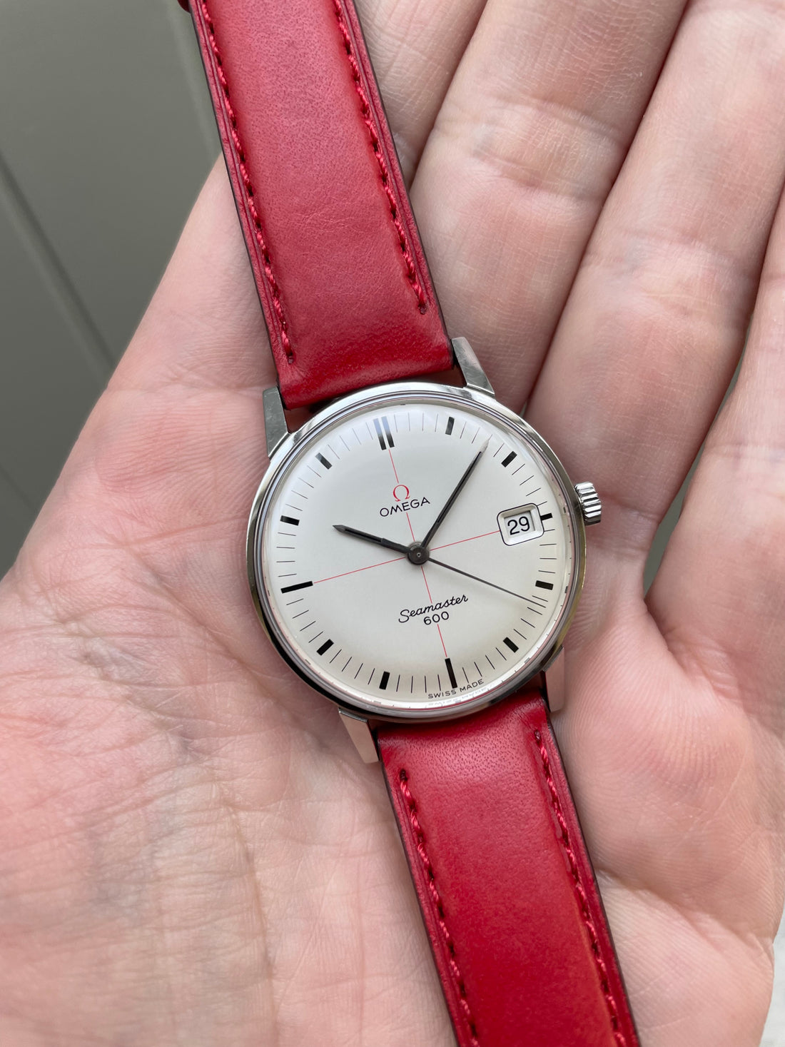 1965 OMEGA SEAMASTER 600 WHITE TECHNICAL RED CROSSHAIR CAL. 611 REF. 136.011