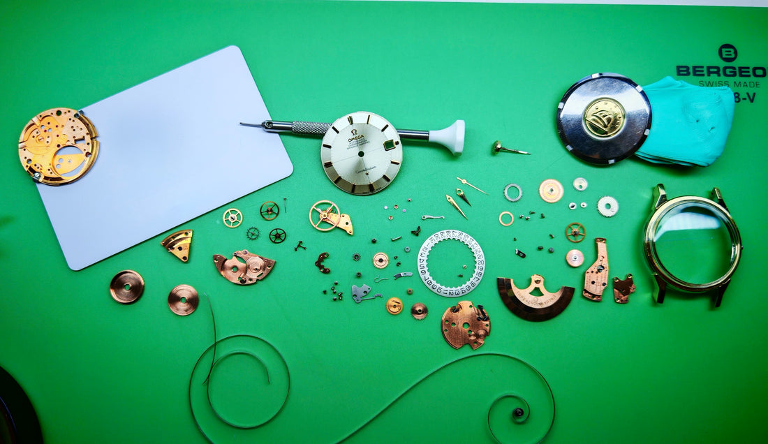 1966 OMEGA CONSTELLATION PIE PAN CROSSHAIR SUNBURST QUICKSET DOG-LEG CAL. 564 REF. 168.005