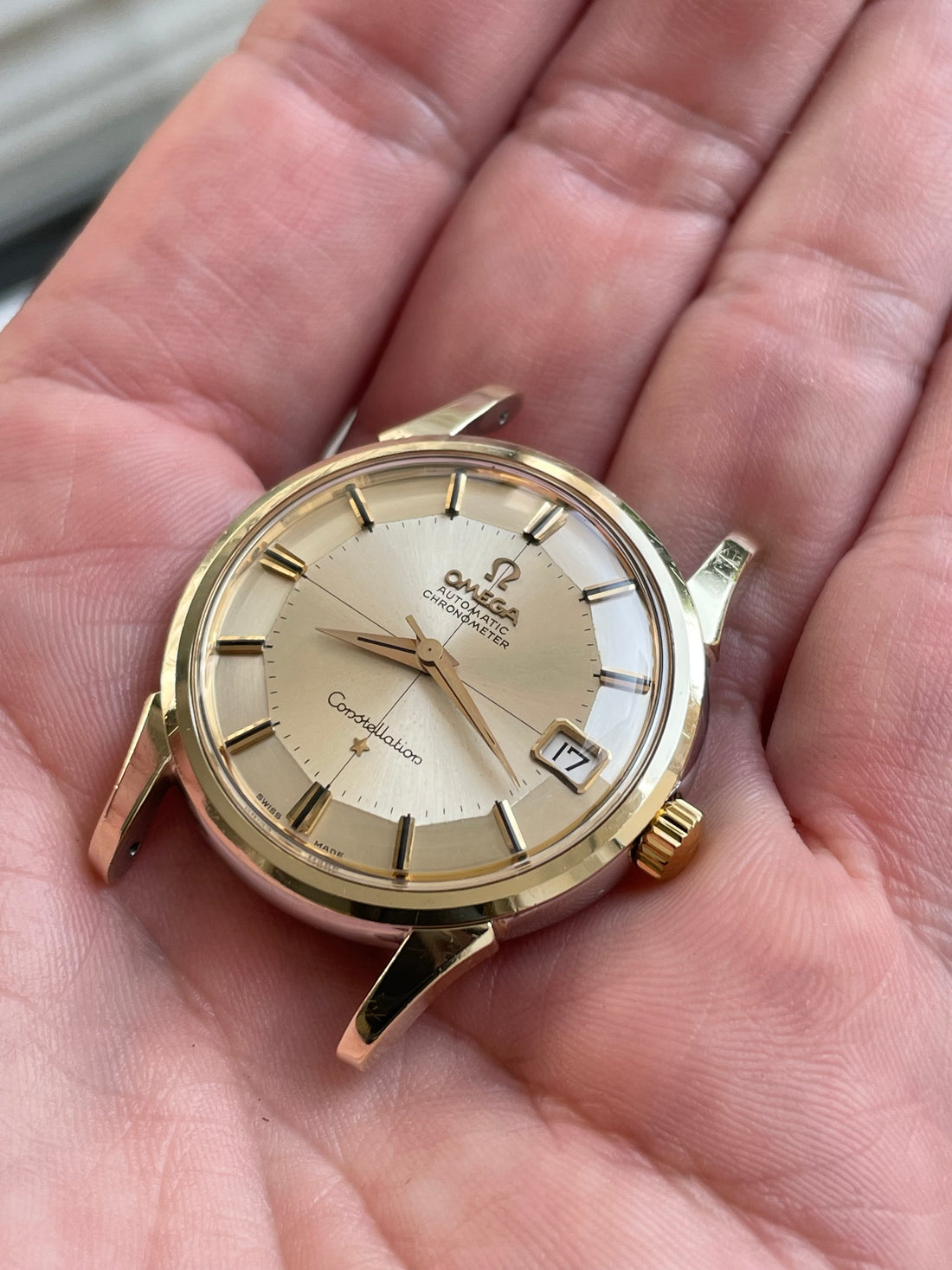1961 OMEGA CONSTELLATION TWO TONE CROSSHAIR PIE PAN CAL. 561 REF. 14393 61 SC