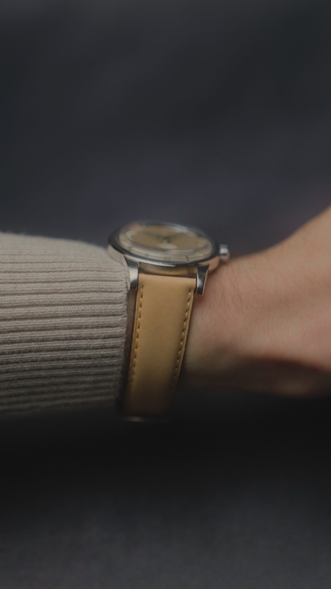 1950 OVERSIZE OMEGA SEAMASTER TWO TONE SUB SECONDS EXPLORER BUMPER CAL. 332 REF. 2493-8