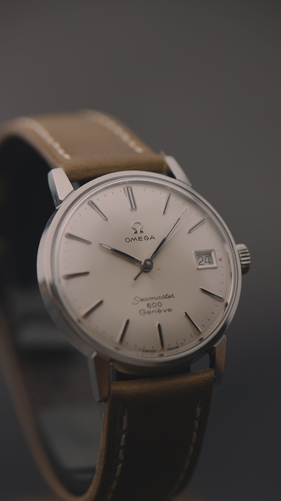 1967 DOUBLE SIGNED OMEGA SEAMASTER 600 GENEVE QUICKSET SUNBURST CAL. 613 REF. 136.011