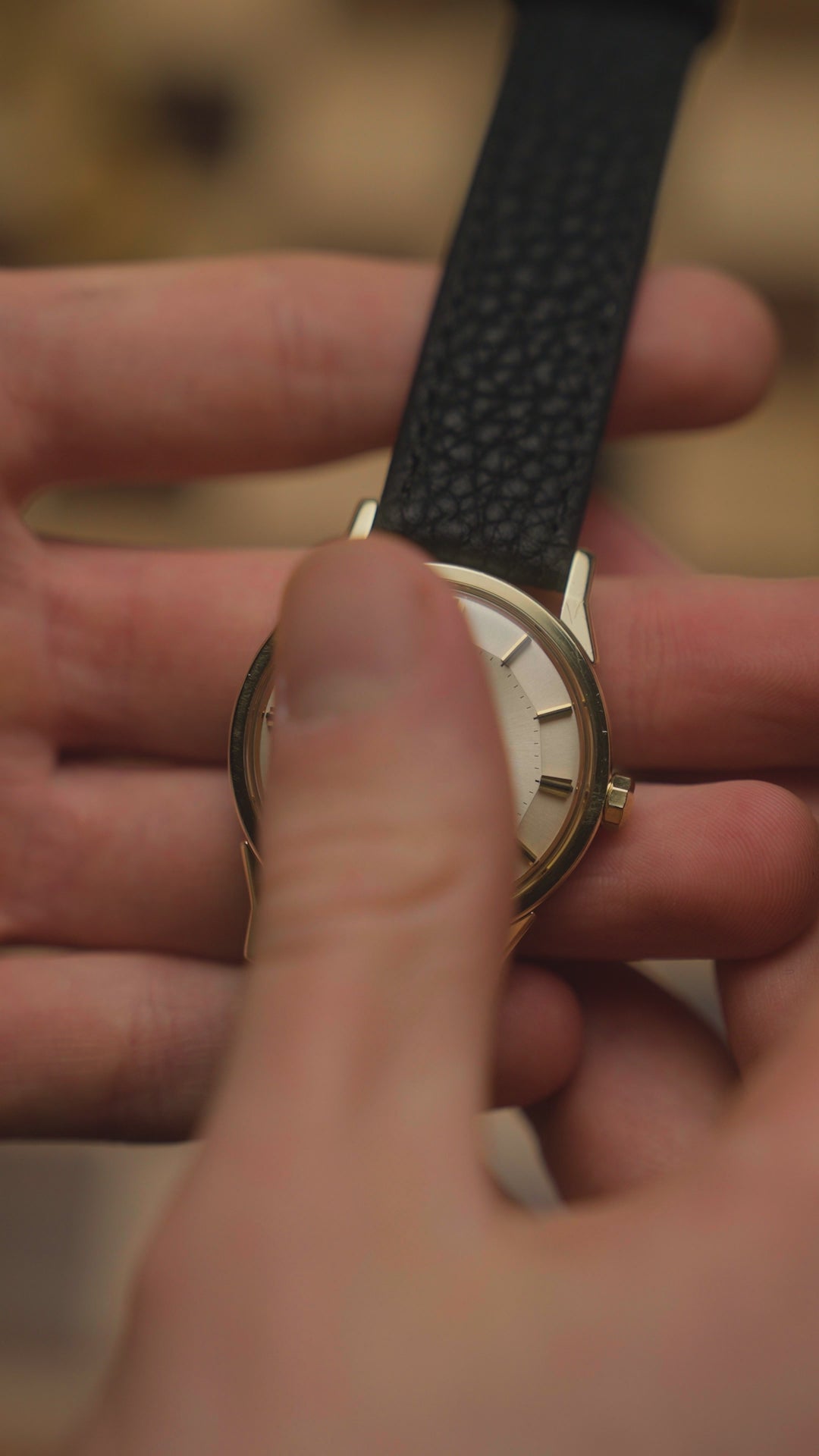 1962 OMEGA CONSTELLATION PIE PAN SUNBURST DOG-LEG CAL. 551 REF. 14900 61 SC