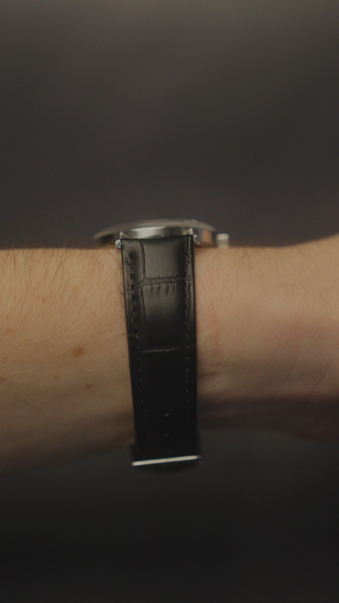 1968 OMEGA DE VILLE GREY TECHNICAL RED CROSSHAIR QUICKSET SUNBURST CAL. 613 REF. 136.019