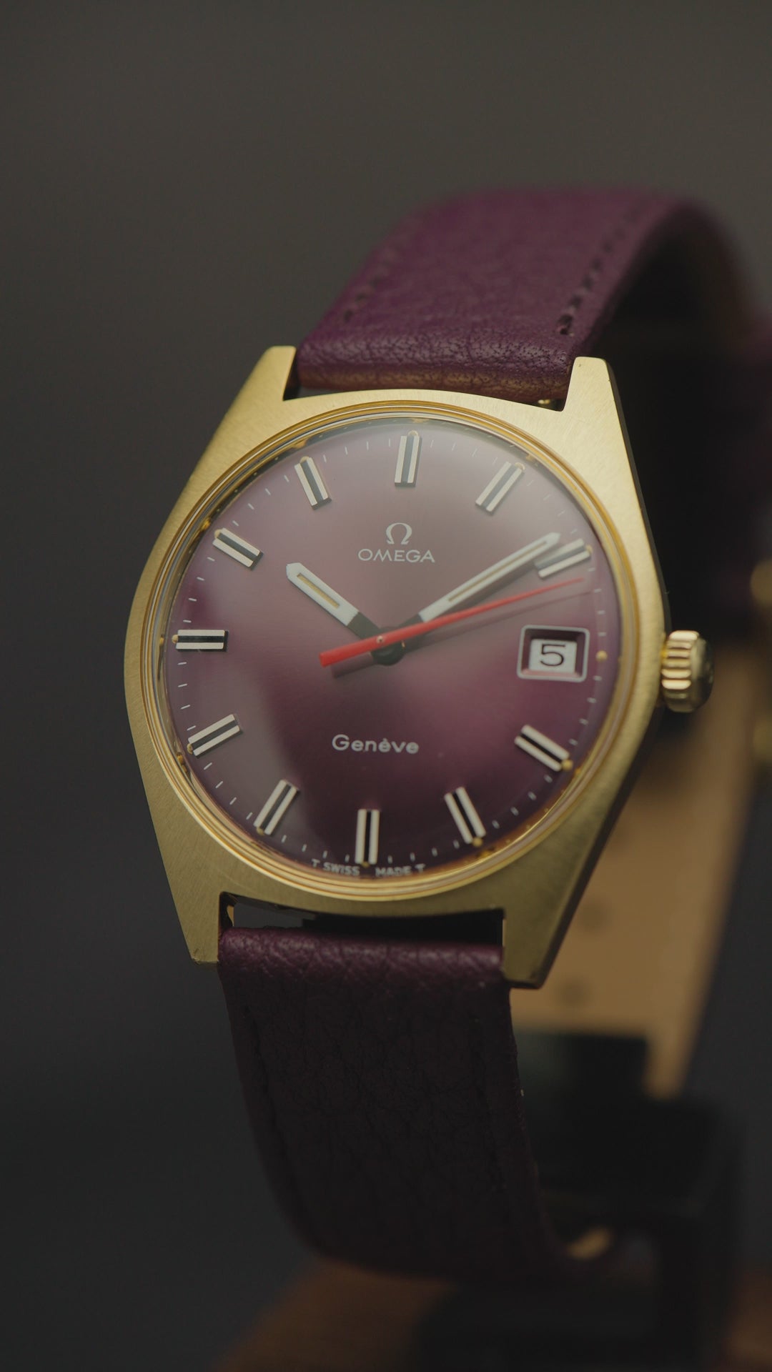 1968 OMEGA GENEVE QUICKSET PURPLE SUNBURST CAL. 613 REF. 136.041