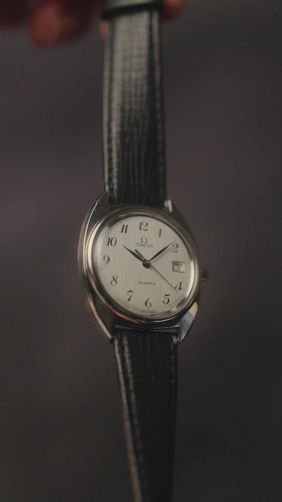 1979 C-SHAPE OMEGA BREGUET CAL. 1370 REF. 196.0121