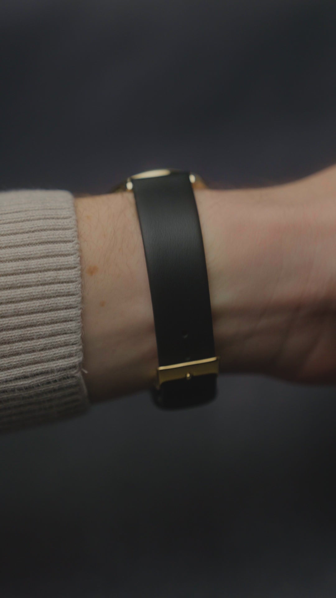 1969 14K GOLD OMEGA GENEVE SUNBURST CAL. 601 REF. 131.041