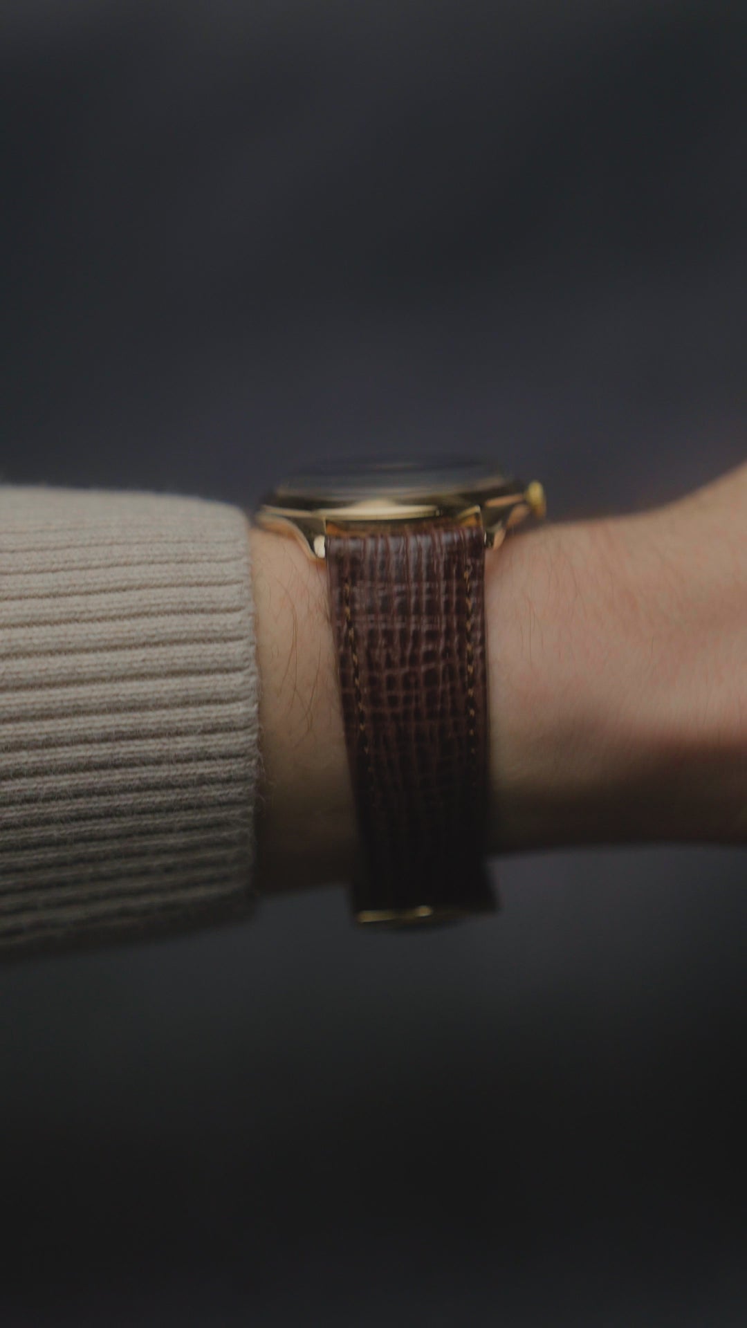 1952 OVERSIZE 14K ROSE GOLD OMEGA TRESOR HONEYCOMB CROSSHAIR SUB SECONDS CAL. 265 REF. 2619