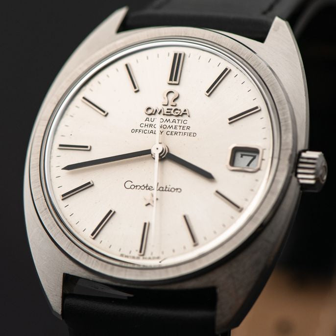 1969 C-SHAPE OMEGA CONSTELLATION QUICKSET CALENDAR SUNBURST CAL. 564 REF. 168.017