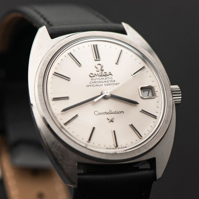 1969 C-SHAPE OMEGA CONSTELLATION QUICKSET CALENDAR SUNBURST CAL. 564 REF. 168.017